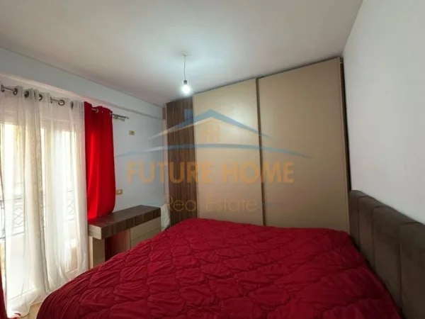 Tirane, shitet apartament 2+1 Kati 4, 75 m² 110.000 € (Porcelan)