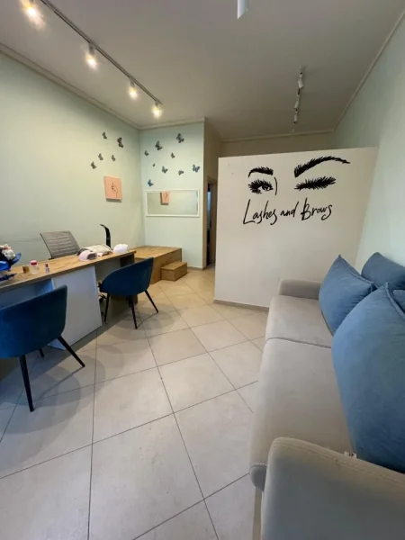 Tirane, shes ambjent biznesi Kati 0, 29 m² 55.000 € (Rruga e Dibres)