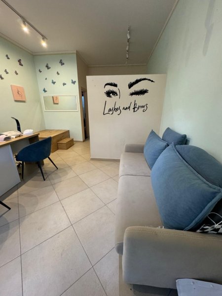 Tirane, shes ambjent biznesi Kati 0, 29 m² 65.000 € (Rruga e Dibres)