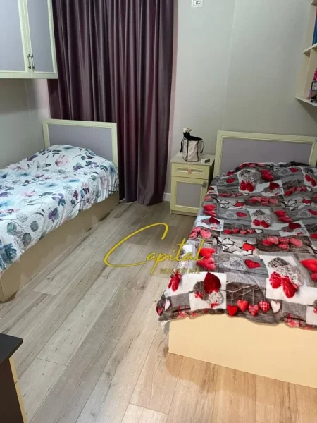 Tirane, jepet me qera apartament 3+1 Kati 2, 110 m² 900 € (KOPSHTI ZOOLOGJIK)