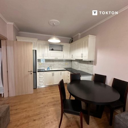 Tirane, jepet me qera apartament 2+1 Kati 2, 91 m² 450 € (rruga dajtit)