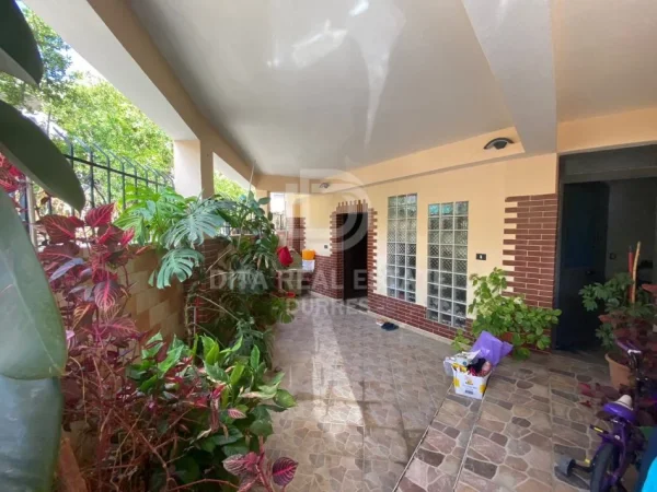 SHITET VILE 2 KATSHE LAGJE 17 DURRES 190000 EURO