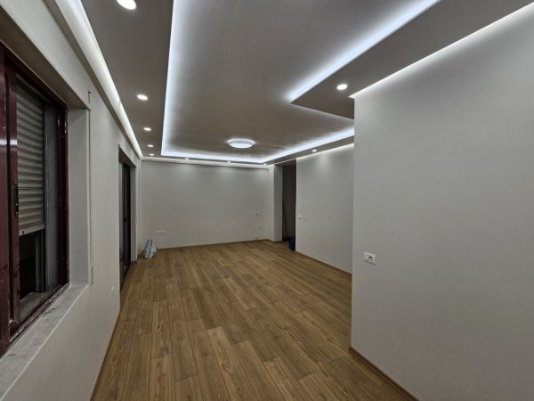 ALF47897 Tirane, shitet 2+1+Ballkon Kati 1, 115 m² 219000 € (Shkolla Partizani)