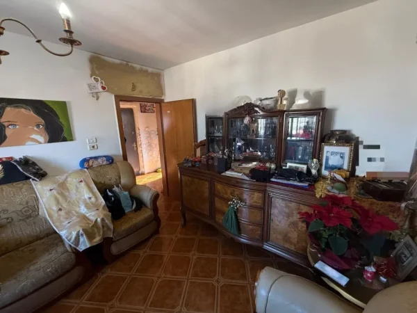 Tirane, shitet apartament 2+1+Ballkon Kati 5, 84 m² 145.000 € (SIRI KODRA)