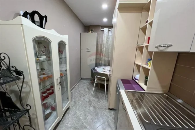 Tirane, shitet apartament 2+1 Kati 2, 105 m² 175.000 € (Kopshti Zoologjik)