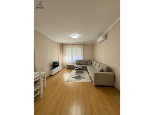 Tirane, jepet me qera apartament 2+1 Kati 3, 550 € (Teodor Keko)