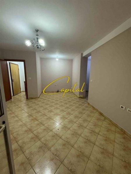 Tirane, jepet me qera apartament 3+1 Kati 6, 110 m² 350 € (DON BOSKO)