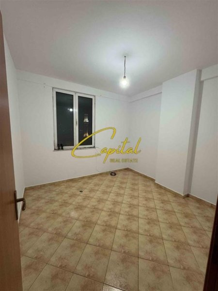 Tirane, jepet me qera apartament 3+1 Kati 6, 110 m² 350 € (DON BOSKO)