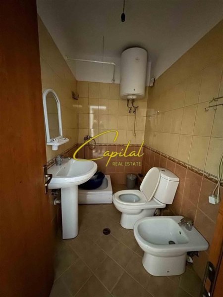 Tirane, jepet me qera apartament 3+1 Kati 6, 110 m² 350 € (DON BOSKO)