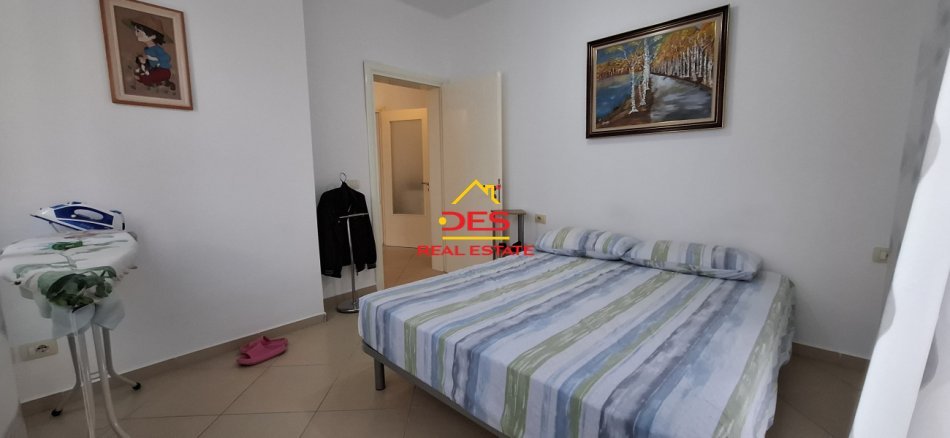 Vlore, shitet apartament 3+1+Ballkon Kati 5, 110 m² 198.000 € (Rruga Naim Frashëri)