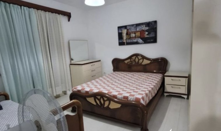 Tirane, jepet me qera apartament 1+1 Kati 1, 70 m² 40.000 € (Ish parku autobuzave)