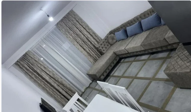 Tirane, jepet me qera apartament 1+1 , 70 m² 35.000 € (Tom doshi shkoze)