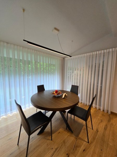 Tirane, shitet Vile 4+1 , 360 m² (TEG)