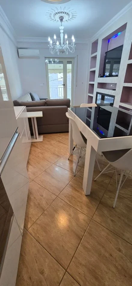 Tirane, shitet apartament 1+1+Ballkon Kati 3, 57 m² 135.000 € (Rruga Ndre Mjeda)