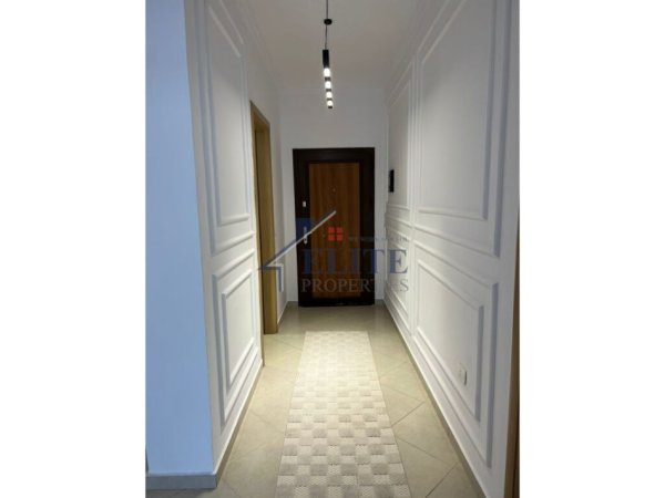 Tirane, shitet apartament 2+1+Ballkon Kati 8, 98 m² 143.000 € (Vila L Astir)