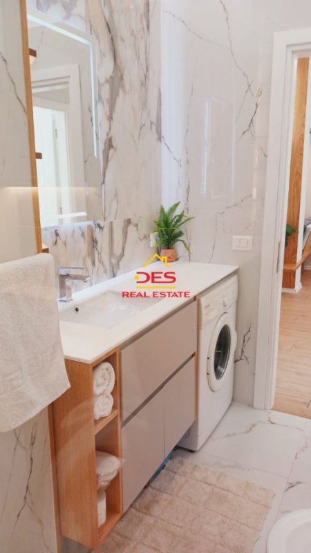 Vlore, shitet apartament 1+1+Ballkon Kati 1, 64 m² 125.000 € (Rruga Fejzo Mema)