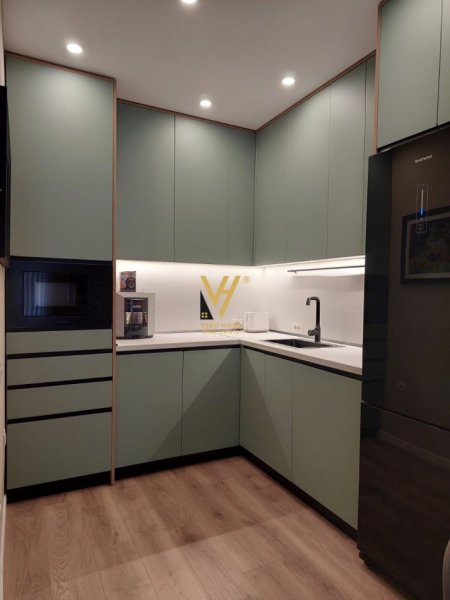 Tirane, jepet me qera apartament 2+1+Ballkon Kati 3, 106 m² 1.000 € (RRUGA E ELBASANIT)