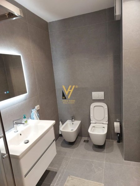 Tirane, jepet me qera apartament 2+1+Ballkon Kati 3, 106 m² 1.000 € (RRUGA E ELBASANIT)