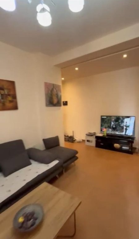 Tirane, jepet me qera apartament 2+1+Aneks+Ballkon Kati 5, 89 m² 700 € (DON BOSKO)
