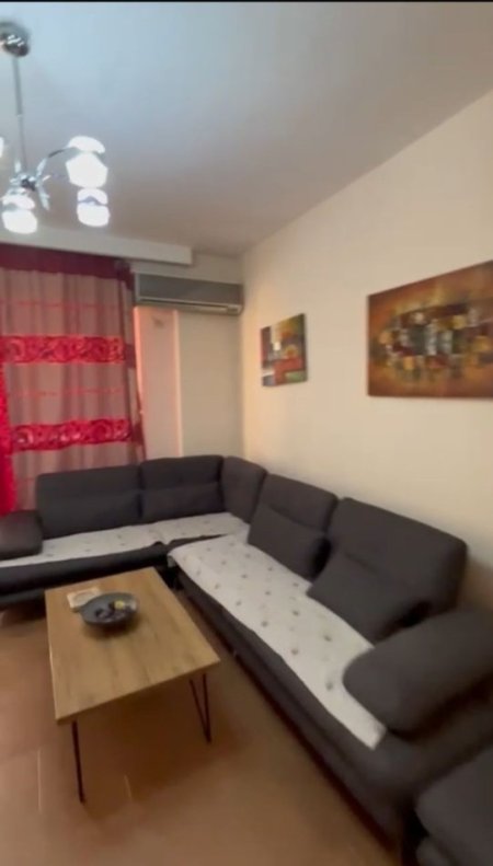 Tirane, jepet me qera apartament 2+1+Aneks+Ballkon Kati 5, 89 m² 700 € (DON BOSKO)