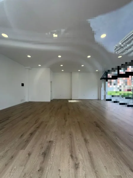 Tirane, jepet me qera ambjent biznesi Kati 0, 100 m² 1.200 € (DON BOSKO)