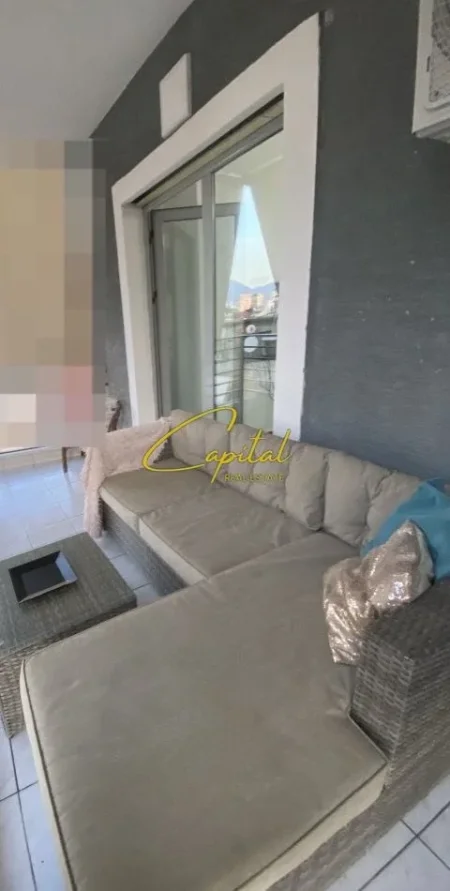 Tirane, jepet me qera apartament 2+1 Kati 3, 98 m² 750 € (PAZARI I RI)