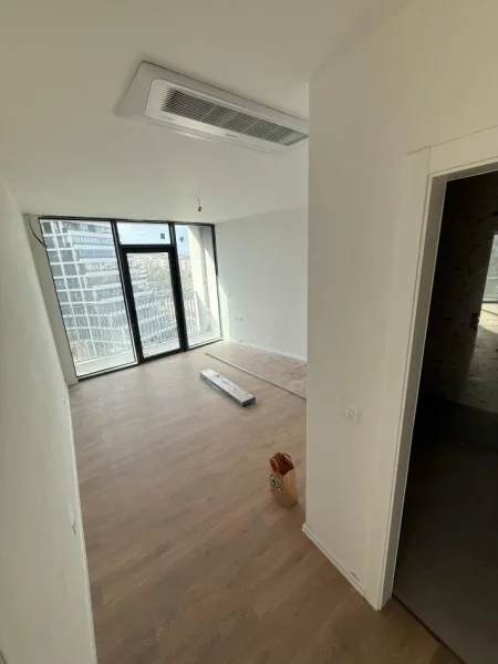 Tirane, jap me qera apartament 3+1+Ballkon Kati 4, 215 m² 2.600 € (Lake View)