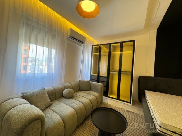 Tirane, jepet me qera apartament 1+1 Kati 4, 38 m² 500 € (komuna e parisit)