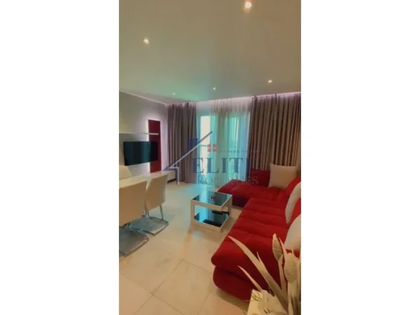 Tirane, jepet me qera apartament 2+1 Kati 19, 95 m² 1.500 € (Residenca Ambasador 3)