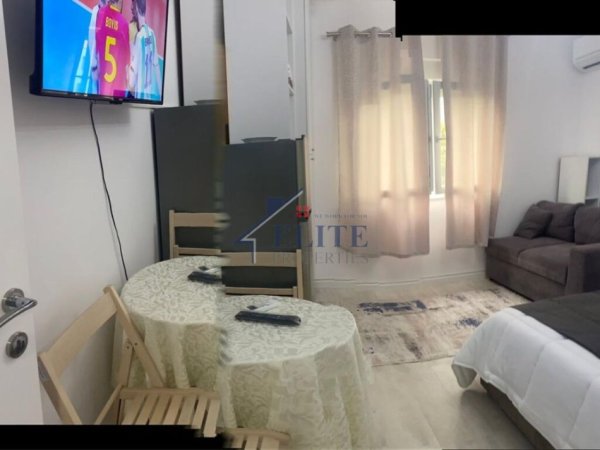 Shqiperi, jepet me qera garsonier Kati 2, 35 m² 500 € (Sheshi willson)