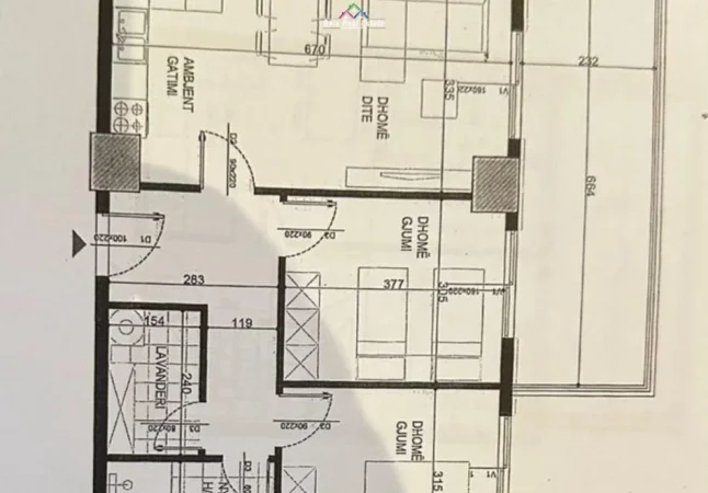 Tirane, shes apartament 2+1+Ballkon Kati 3, 117 m² 164.500 € (fusha e aviacionit)