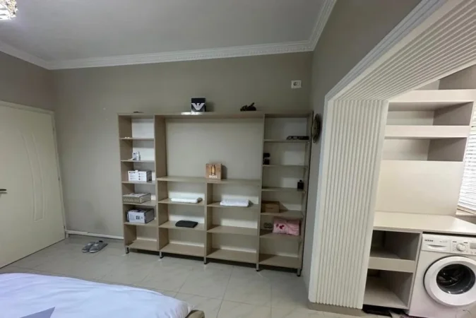 Tirane, shitet apartament 1+1 Kati 3, 53 m² (Rruga Hoxha Tahsim, prane Bar Oslo)