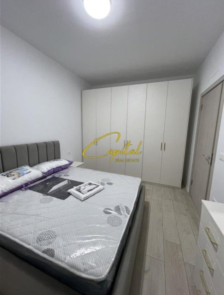 Tirane, jepet me qera apartament 2+1 Kati 9, 100 m² 650 € (ISH FUSHA AVIACIONIT)