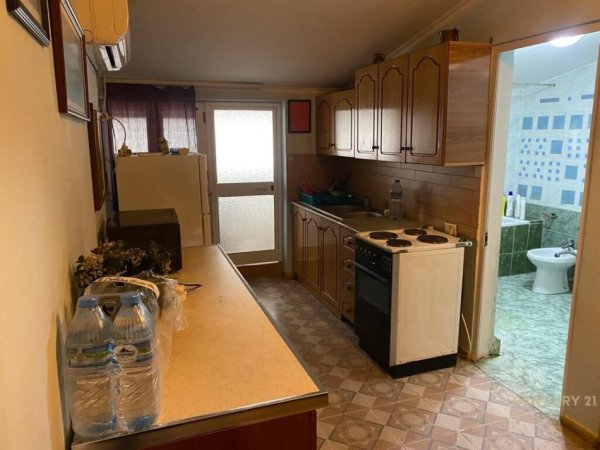 Tirane, shes apartament 1+1 Kati 6, 61 m² 160.000 € (Bukevardi zogu 1)