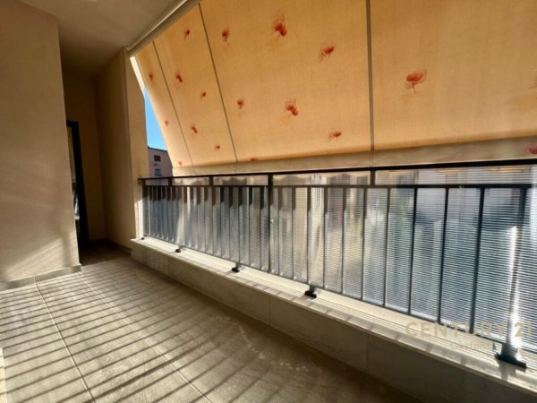 Tirane, jepet me qera apartament 2+1+Ballkon Kati 1, 100 m² 1.000 € (Rruga e elbasanit)