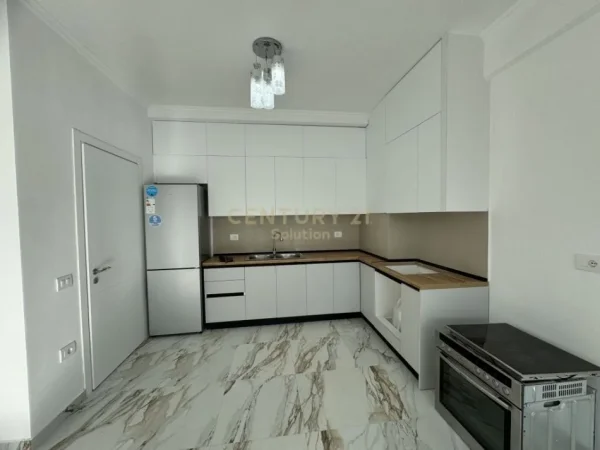 Tirane, jepet me qera apartament 1+1 Kati 7, 76 m² 350 € (Astir)