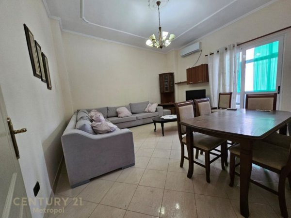 Tirane, jepet me qera apartament 1+1 Kati 6, 70 m² 350 € (Fresk)