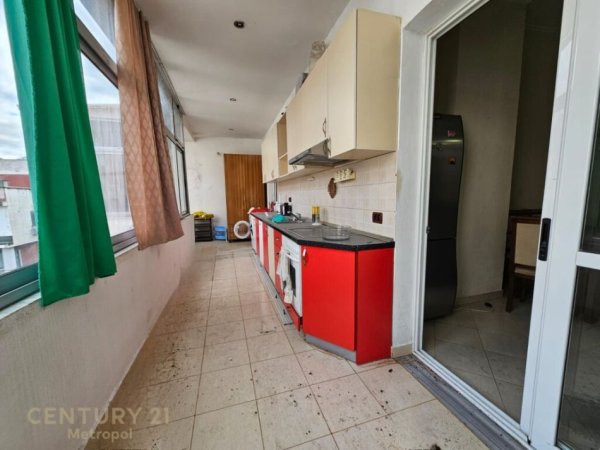 Tirane, jepet me qera apartament 1+1 Kati 6, 70 m² 350 € (Fresk)