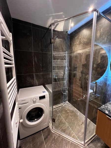 Tirane, jepet me qera apartament 2+1 , 122 m² 900 € (QIRA APARTAMENT 2+1+2 ISH PROFARMA!)