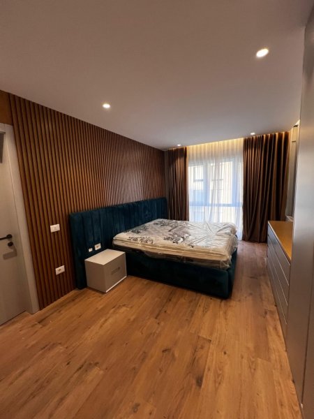 Tirane, jepet me qera apartament 2+1 , 122 m² 900 € (QIRA APARTAMENT 2+1+2 ISH PROFARMA!)