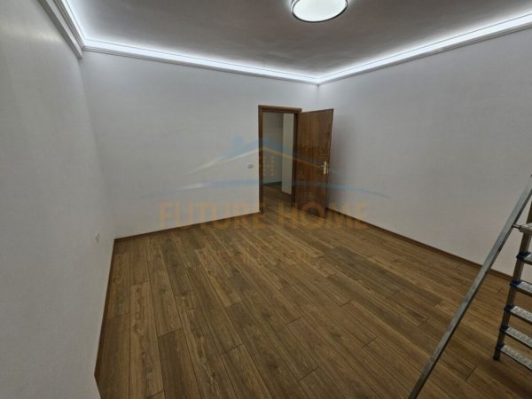Tirane, shitet apartament 2+1+Aneks+Ballkon Kati 1, 115 m² 260.000 € (SHKOLLA PARTIZANI)