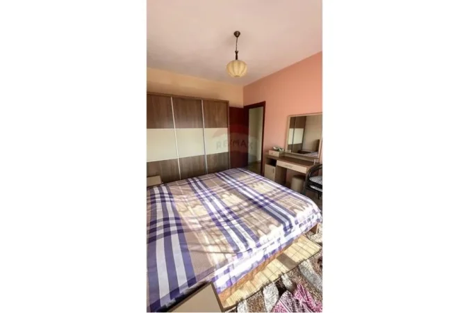 Tirane, jepet me qera apartament 2+1 Kati 5, 82 m² 700 € (Zogu i Zi, Shqipëri)