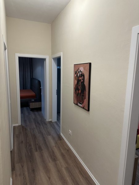 Tirane, jepet me qera apartament 2+1+Aneks Kati 8, 111 m² 700 € (pazari i ri)