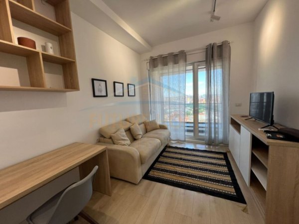 Tirane, shitet apartament 1+1 Kati 10, 30 m² 78.000 € (NDRE MJEDA, KOMPLEKSI KONTAKT)
