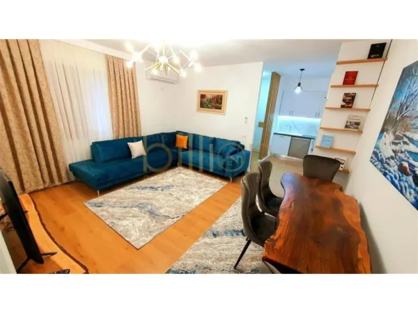 Tirane, shitet apartament 2+1+Ballkon Kati 1, 102 m² 150.000 € (Rruga: Pano Lula, Tirana, Albania)