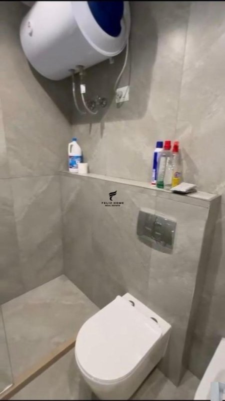 Tirane, jepet me qera apartament 2+1 Kati 3, 78 m² 490 € (XHALLIKU)