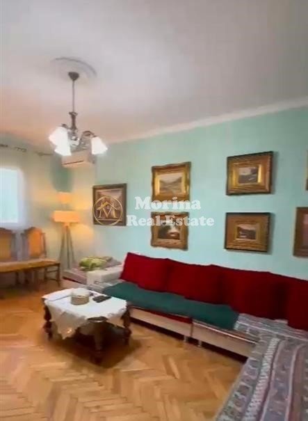 Tirane, jepet me qera apartament 2+1 Kati 5, 75 m² 500 € (Sheshi Skenderbej)