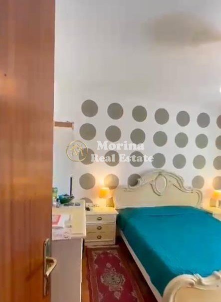 Tirane, jepet me qera apartament 2+1 Kati 5, 75 m² 500 € (Sheshi Skenderbej)