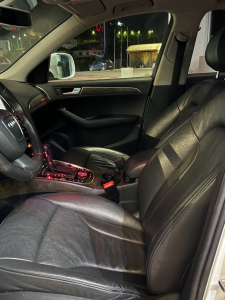 Tirane, shes SUV | Fuoristrad | Xhip Audi Q5 Nafte, e bardhë automatik 162.001 km