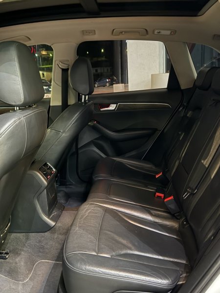 Tirane, shes SUV | Fuoristrad | Xhip Audi Q5 Nafte, e bardhë automatik 162.001 km